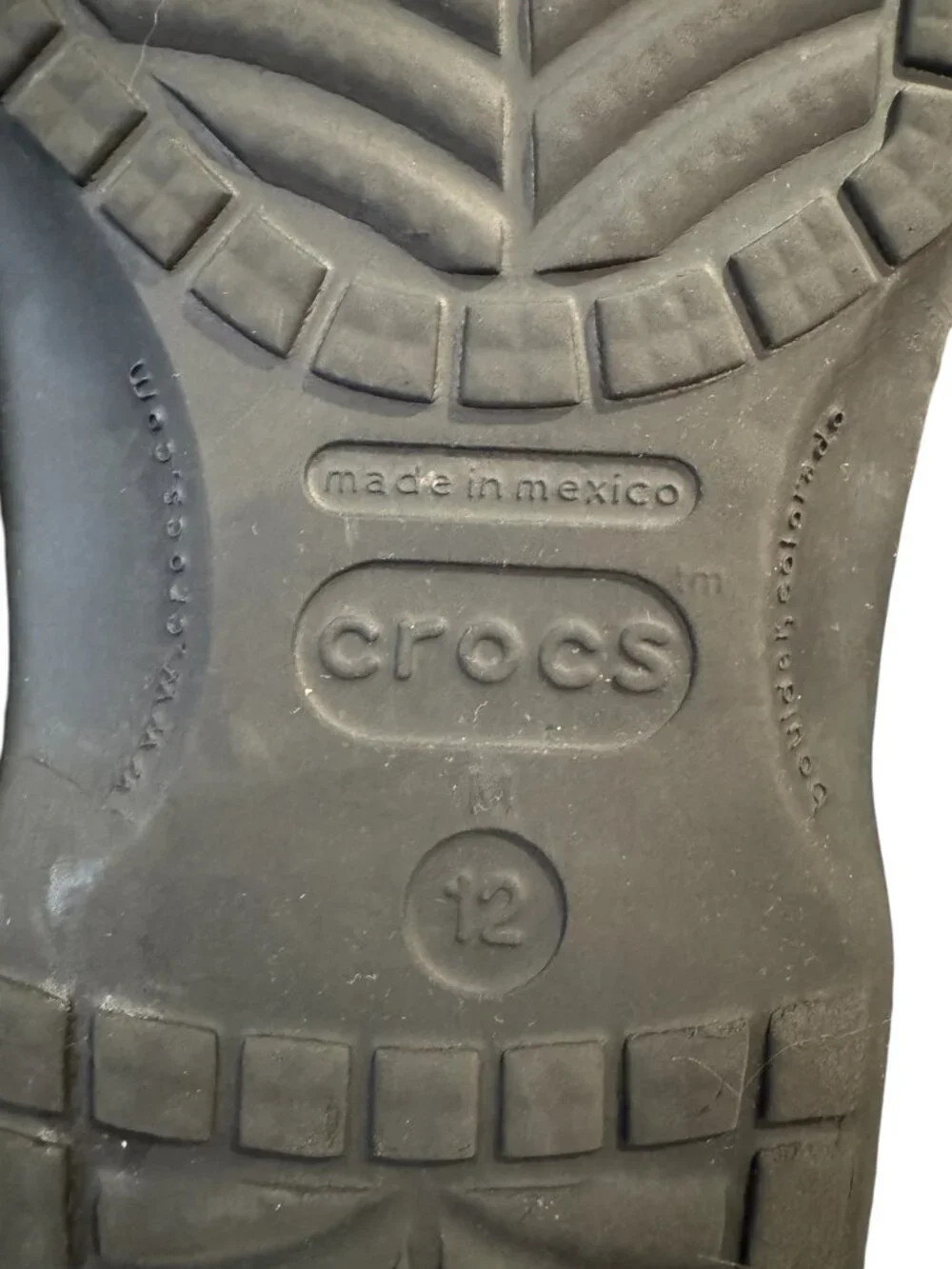 Crocs Classic Clogs Men's 12 Black Lightweight Comfort Slip-On Unisex EUC